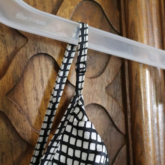 Old Navy Silk Dress with Ruffle Neck Style #582411- Black/ White, size S - Picture 5 of 16